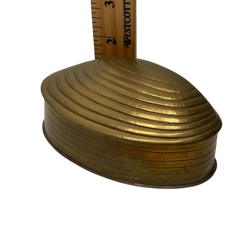 Brass Trinket Box Clamshell Hinged Nautical Coastal Beachy - Picture 9 of 9
